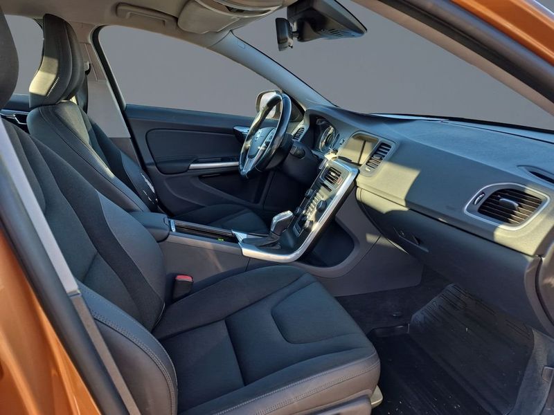 Volvo S60 bild 6