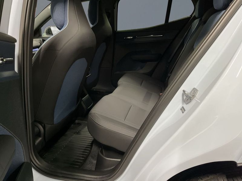 Volvo EX30 bild 9