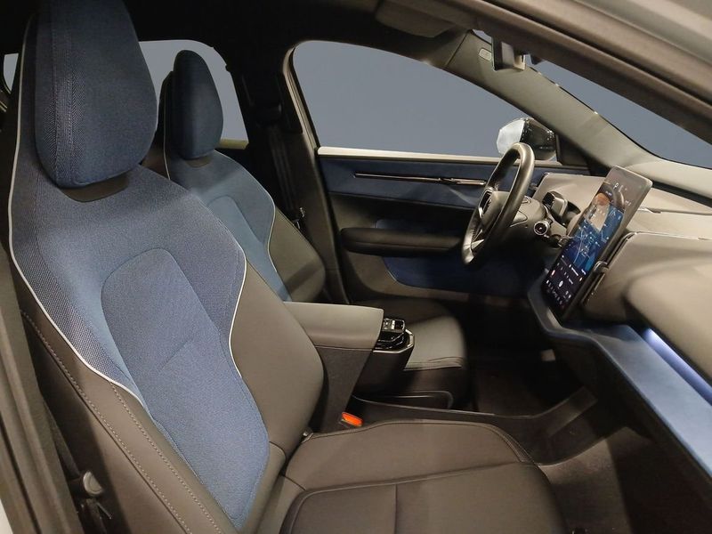 Volvo EX30 bild 7