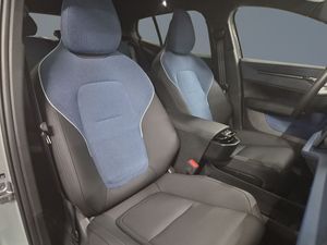 Volvo EX30 bild 8