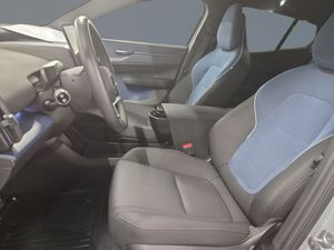 Volvo EX30 bild 7