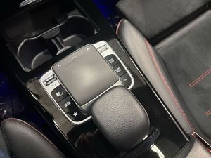 Mercedes CLA220 bild 14