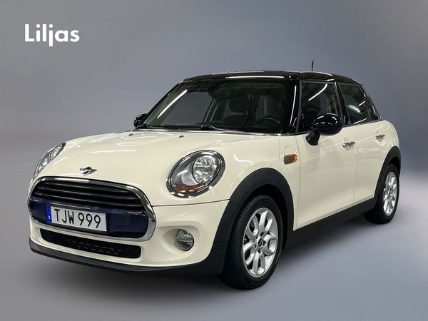 MINI Cooper Automat, Pepper//V-hjul// - 2017
