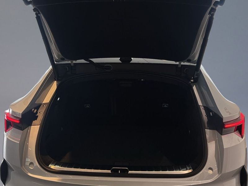 Polestar 4 bild 10