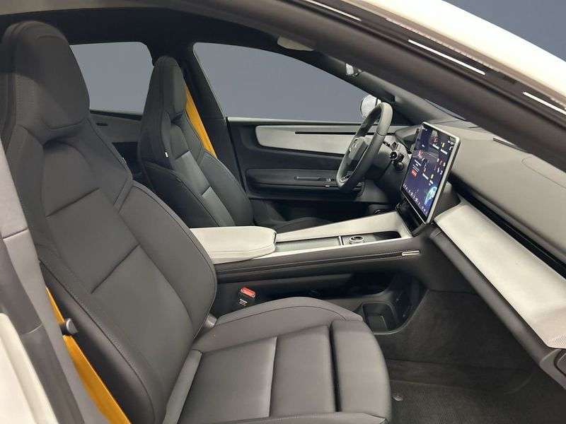 Polestar 4 bild 8