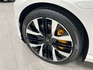 Polestar 4 bild 11