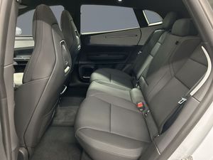 Polestar 4 bild 9