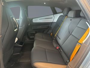 Polestar 4 bild 9