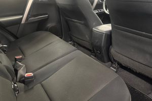 Toyota RAV4 bild 11