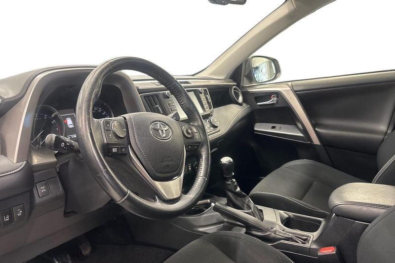 Toyota RAV4 bild 8