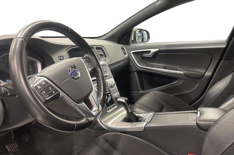 Volvo V60 bild 8