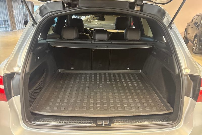 Mercedes GLC220 bild 13