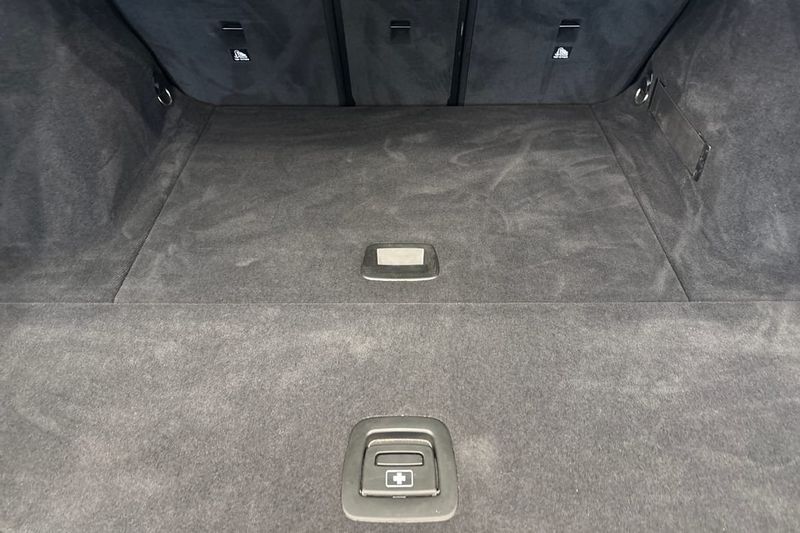 BMW 320 bild 13