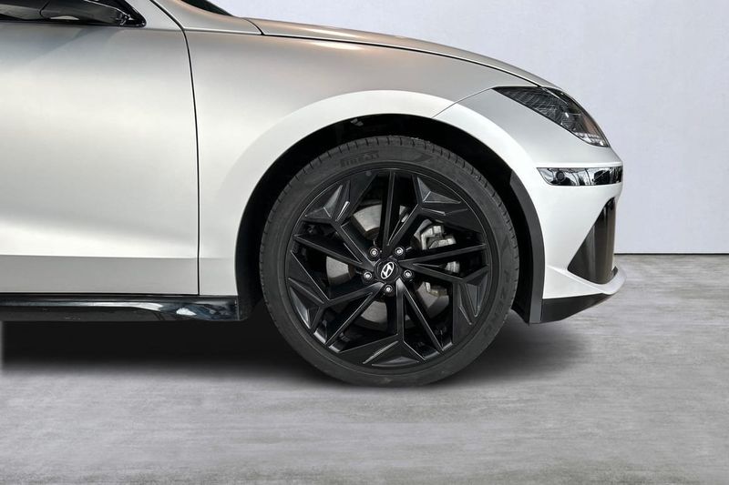 Hyundai IONIQ 6 bild 14