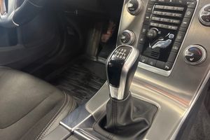 Volvo V60 bild 15
