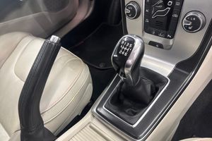 Volvo V40 bild 15