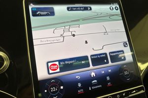 Mercedes EQE43 SUV bild 16
