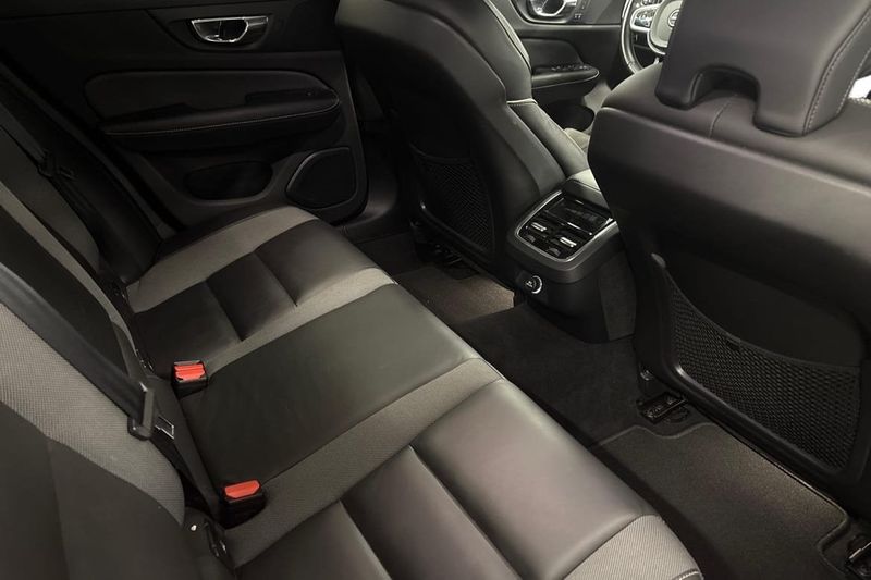 Volvo S60 bild 14