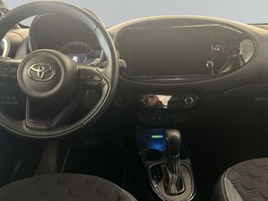 Toyota Aygo X bild 9