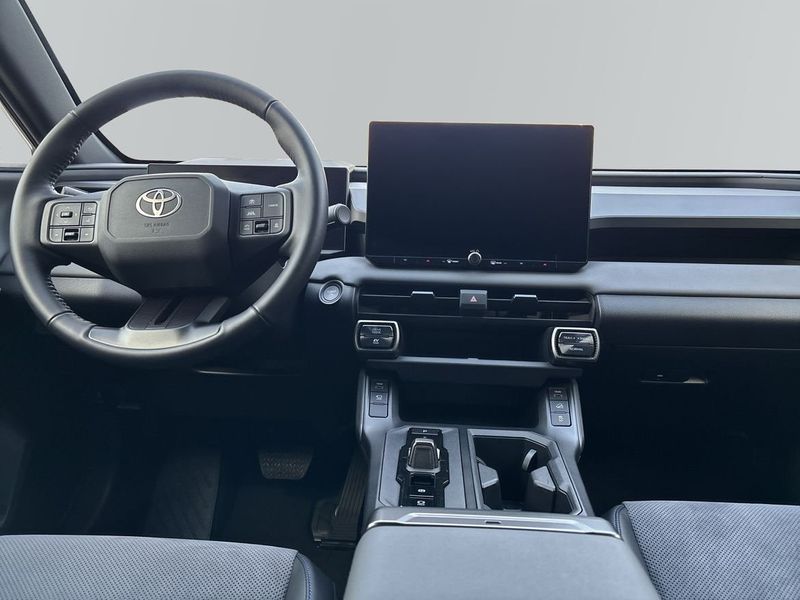 Toyota RAV4 bild 8