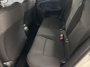 Toyota Yaris bild 7