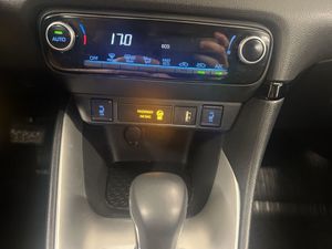 Toyota Yaris bild 16