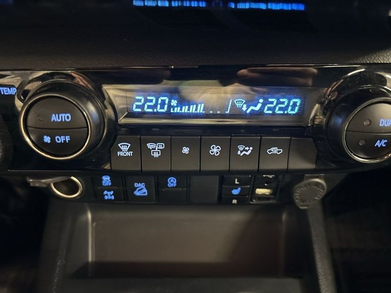 Toyota Hilux bild 12