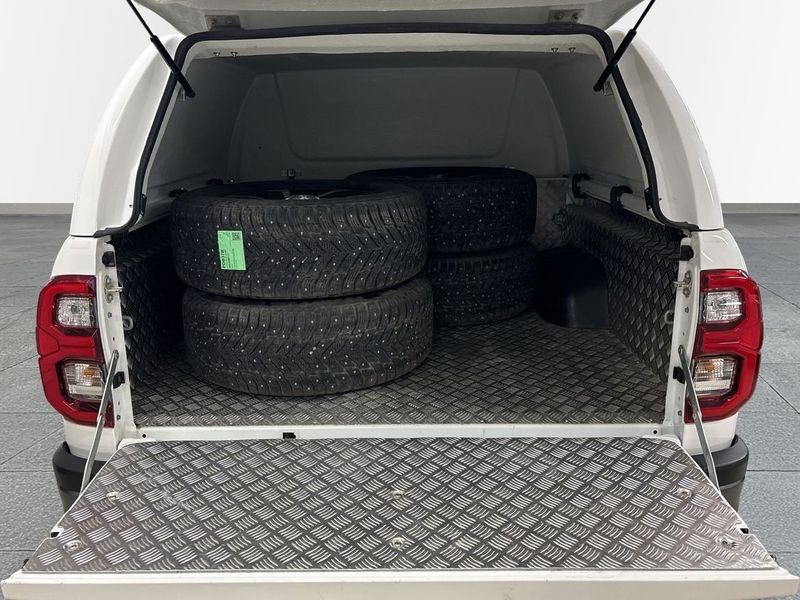 Toyota Hilux bild 10