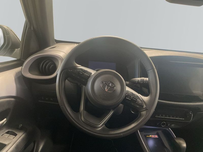 Toyota Aygo X bild 9