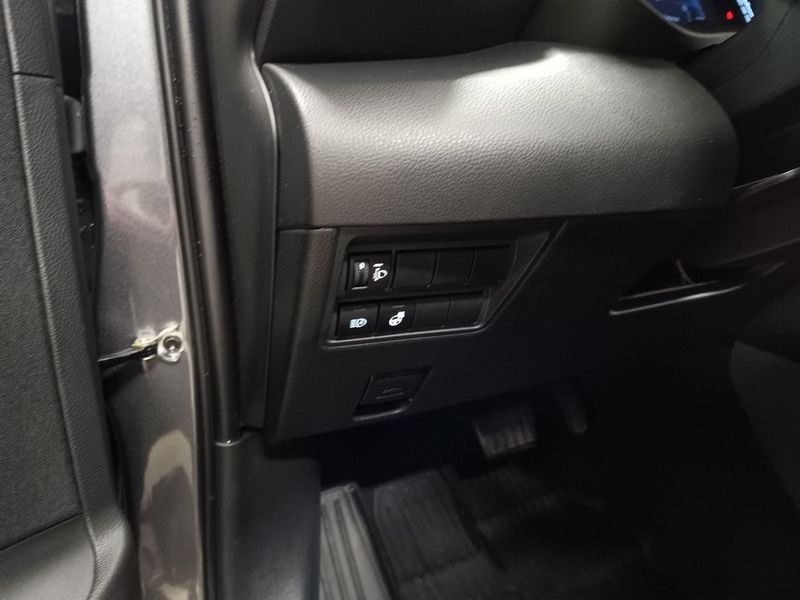 Toyota Yaris bild 15