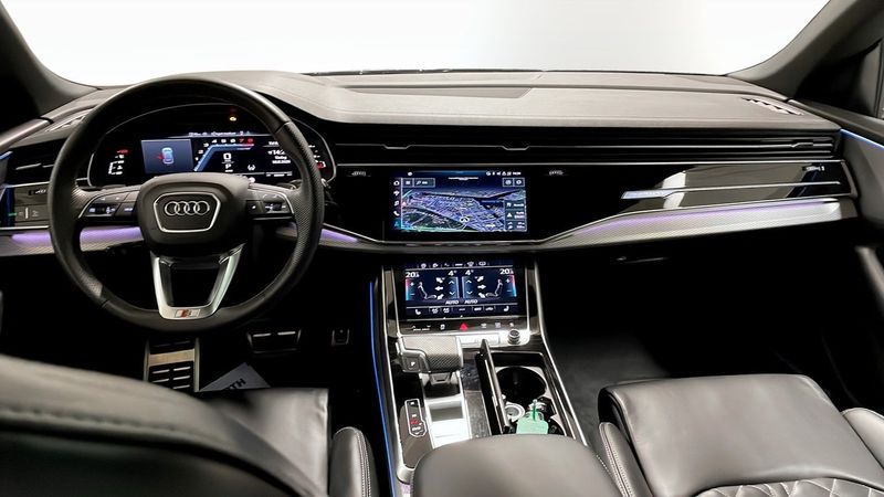 Audi SQ8 bild 11