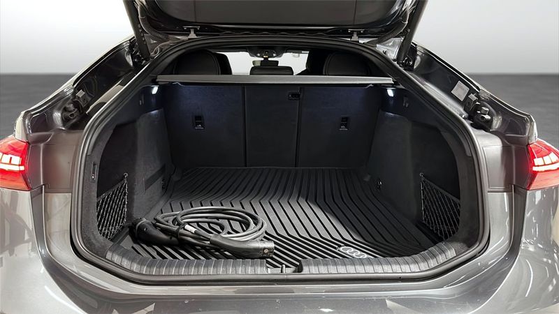 Audi A6 e-tron bild 13