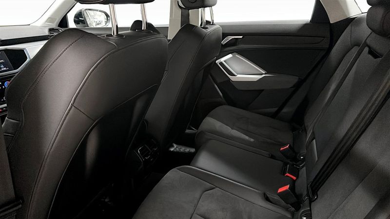 Audi Q3 bild 12