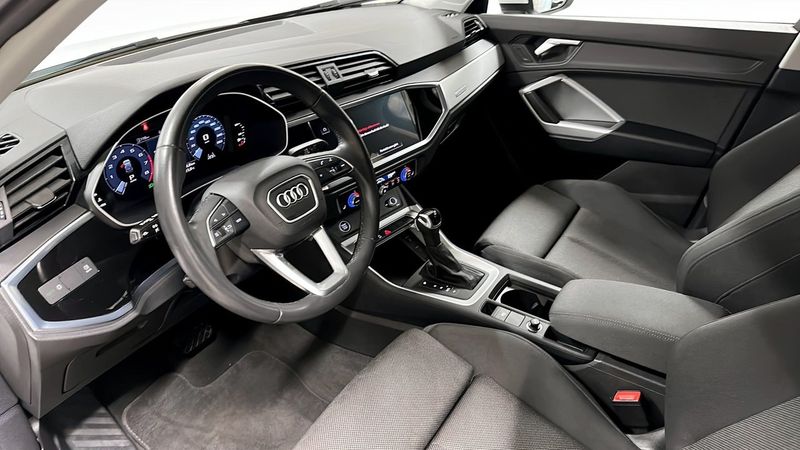 Audi Q3 bild 7