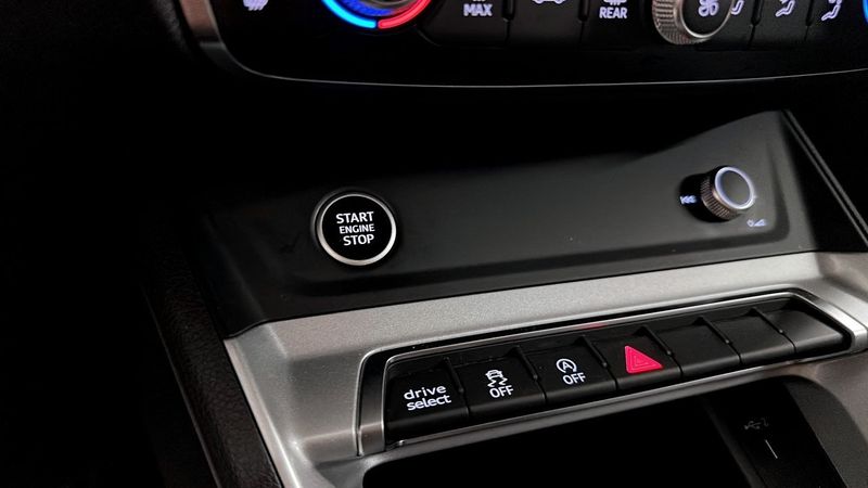 Audi Q3 bild 13