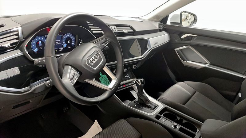 Audi Q3 bild 7