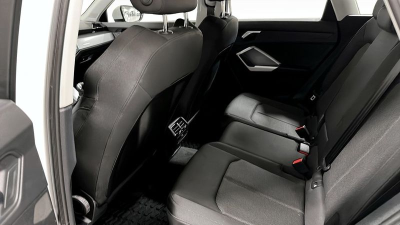 Audi Q3 bild 12