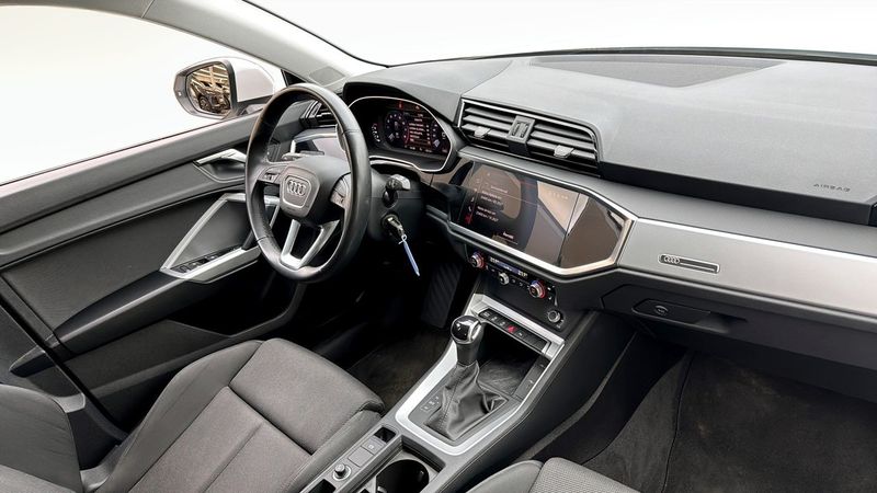 Audi Q3 bild 11