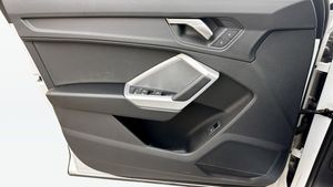 Audi Q3 bild 14