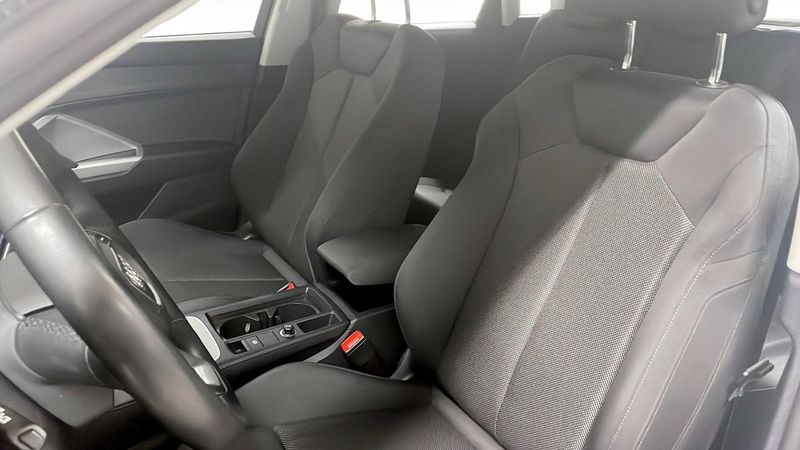 Audi Q3 bild 8