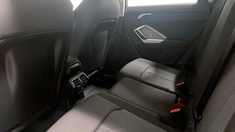 Audi Q3 bild 12