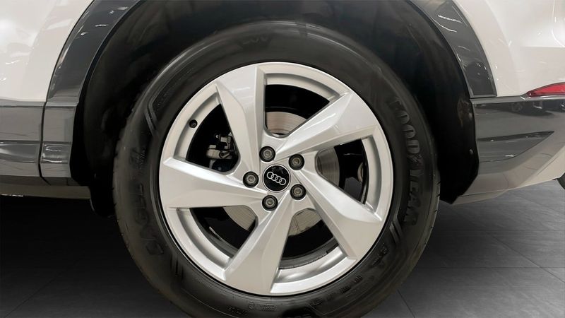 Audi Q3 bild 6