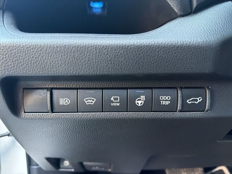 Toyota RAV4 bild 11