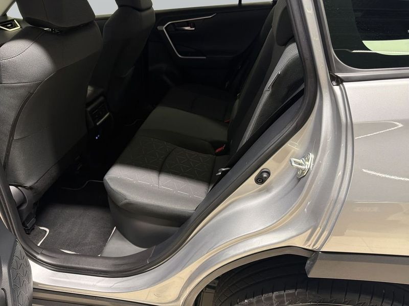 Toyota RAV4 bild 7