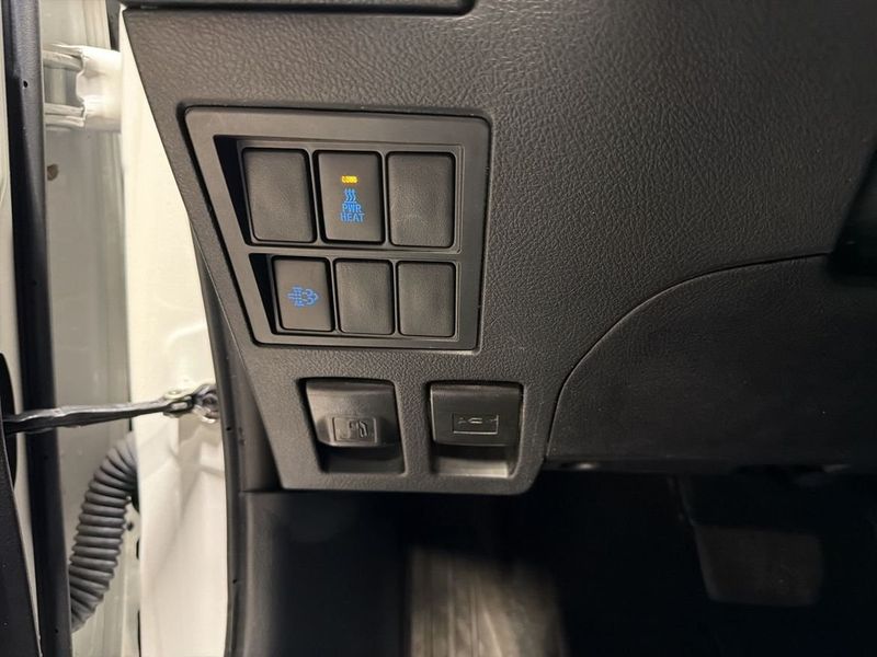 Toyota Hilux bild 13