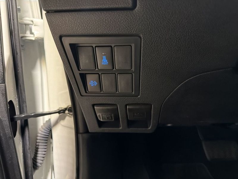 Toyota Hilux bild 14