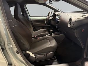 Toyota Aygo X bild 6