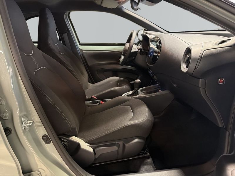 Toyota Aygo X bild 6
