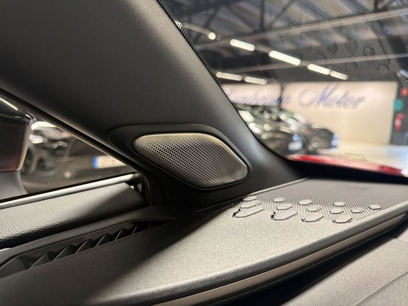 Toyota C-HR bild 15