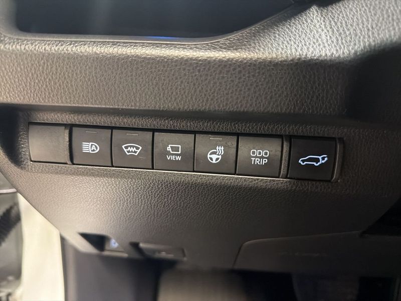 Toyota RAV4 bild 11